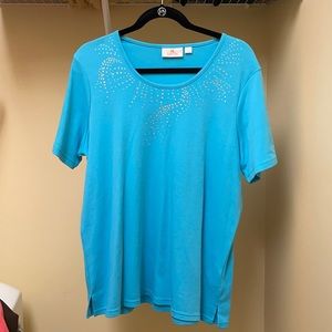 Short sleeve wide neck tee